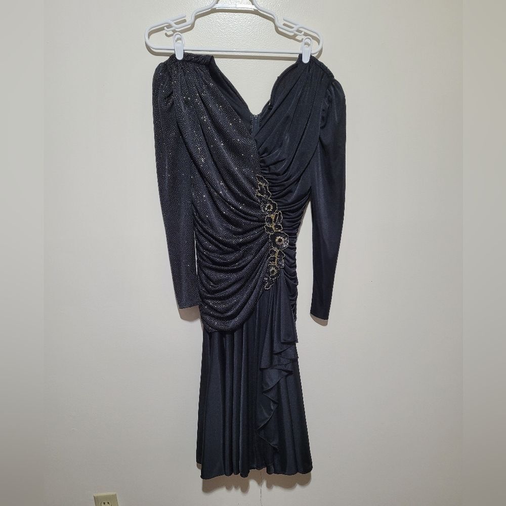 Vintage Filigree Elegant Black Evening‎ Dress